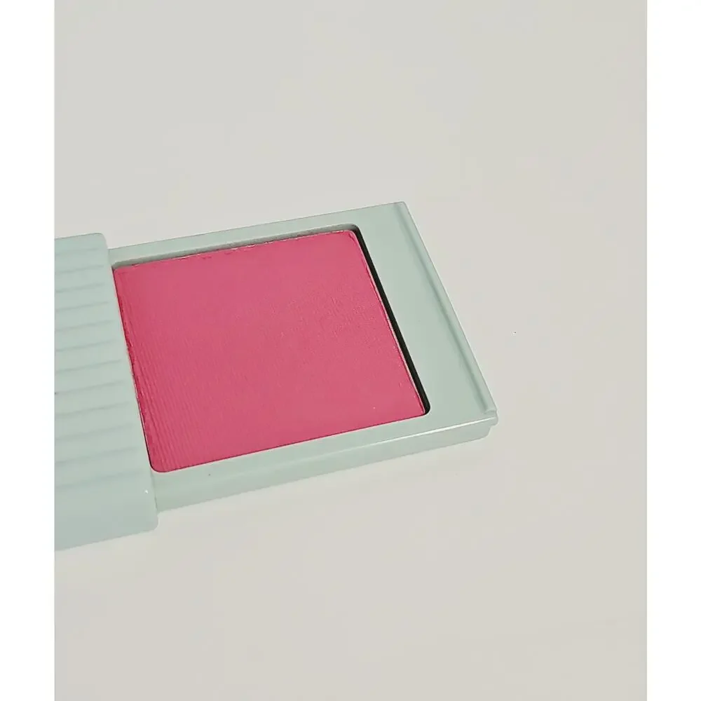 Estee Lauder Tender Blusher Beautiful Pink .15 oz. Blush Made in USA